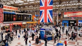 A Walk Through The London Victoria Station London England [upl. by Namrej370]